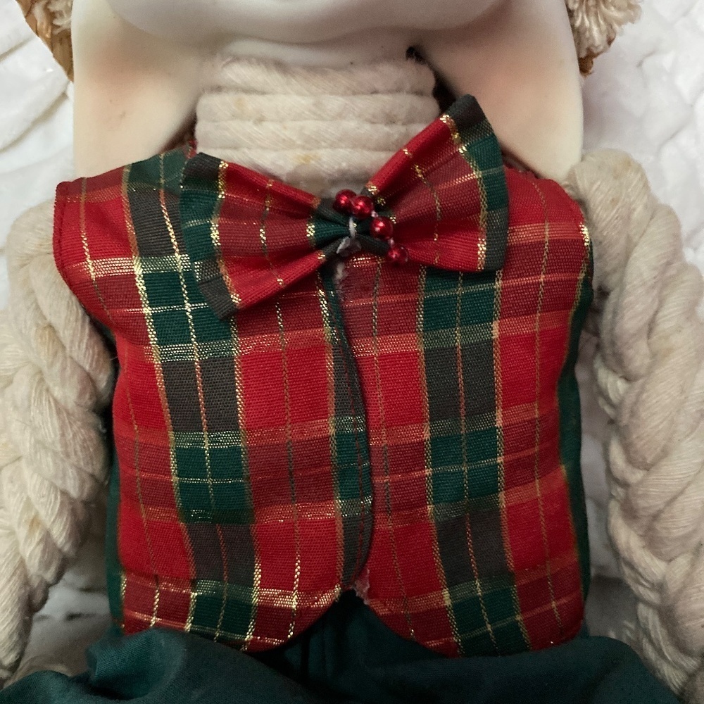 Porcelain Shelf Sitting Christmas Bunny - Picture 5 of 13